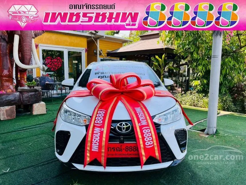 2022 Toyota YARIS Entry Hatchback