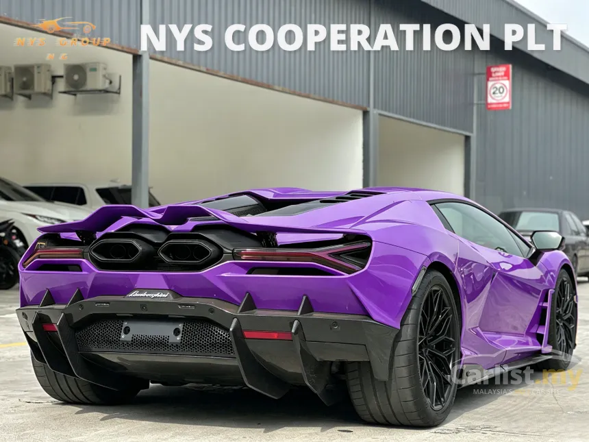 2024 Lamborghini Revuelto Coupe