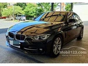 2016 BMW 320i 2.0 Sport Sedan