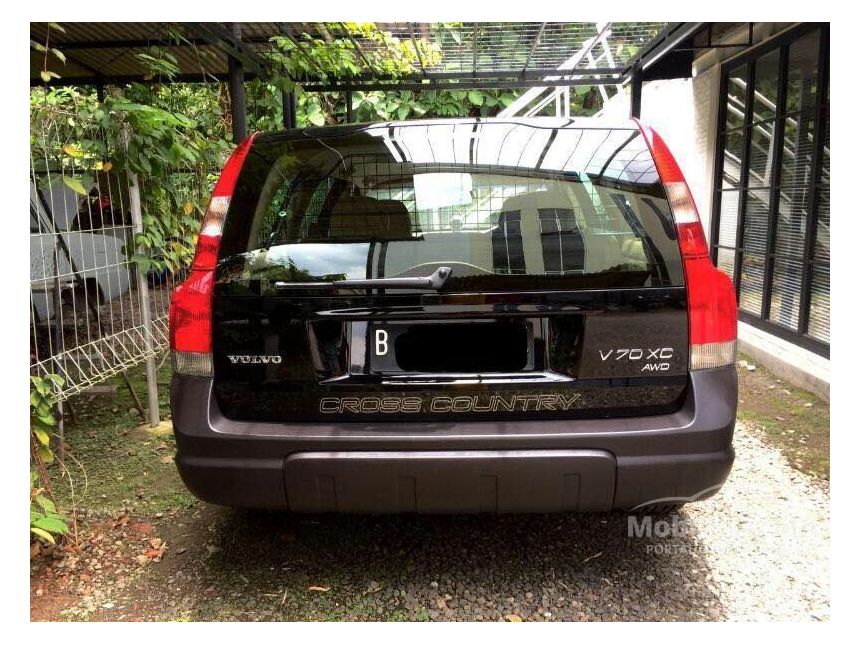 Jual Mobil Volvo V70 XC 2002 Series 1 2.4 di DKI Jakarta Jual Mobil Volvo V70 XC 2002 Series 1 2.4 di DKI Jakarta