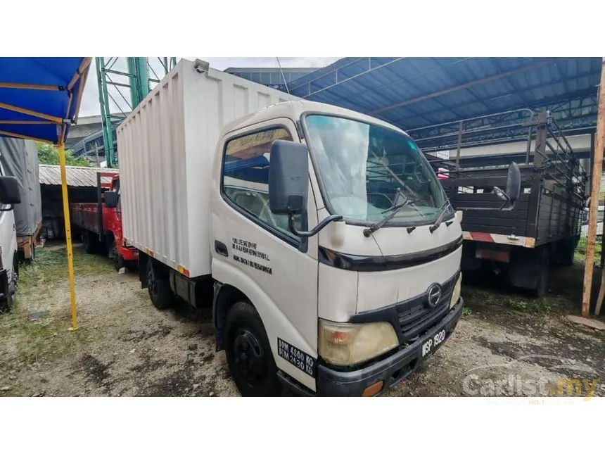 2009 Hino 300 Series WU300R Lorry