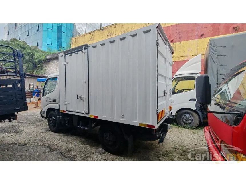 2009 Hino 300 Series WU300R Lorry