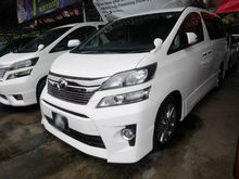 2010 Toyota Vellfire 2.4 Z Platinum MPV -- WELL MAINTAINED --