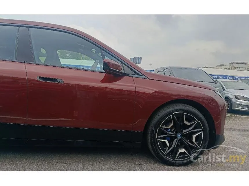 2023 BMW iX xDrive40 Sport SUV