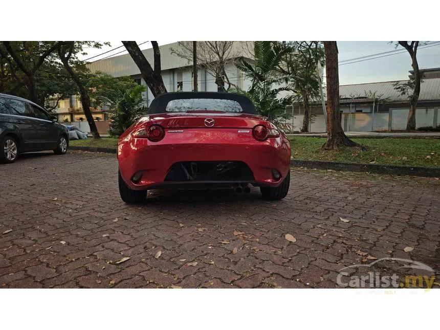 2019 Mazda Roadster Convertible