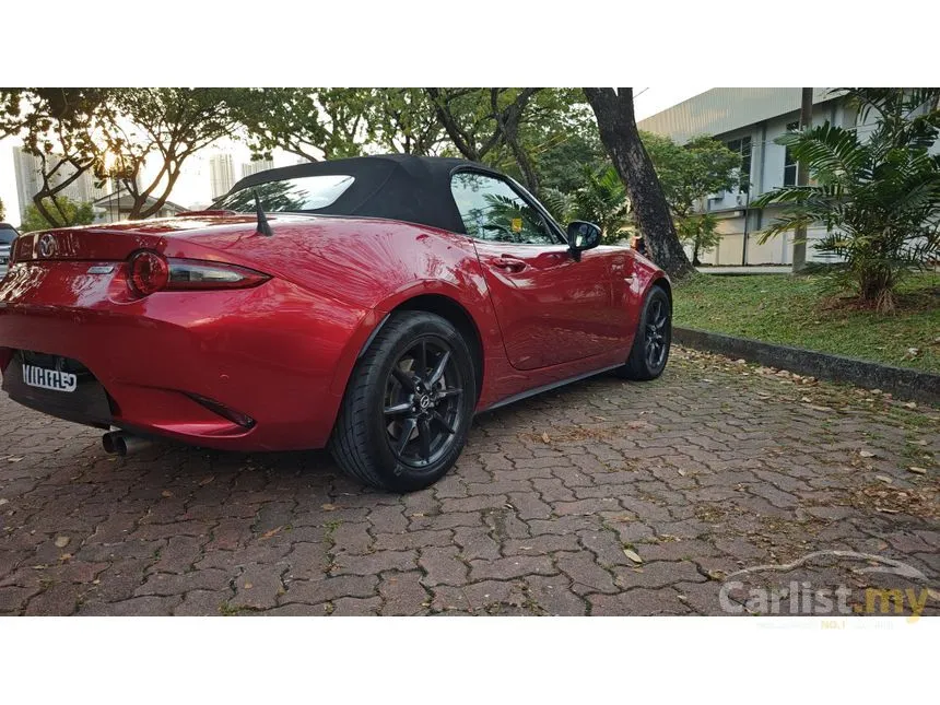 2019 Mazda Roadster Convertible