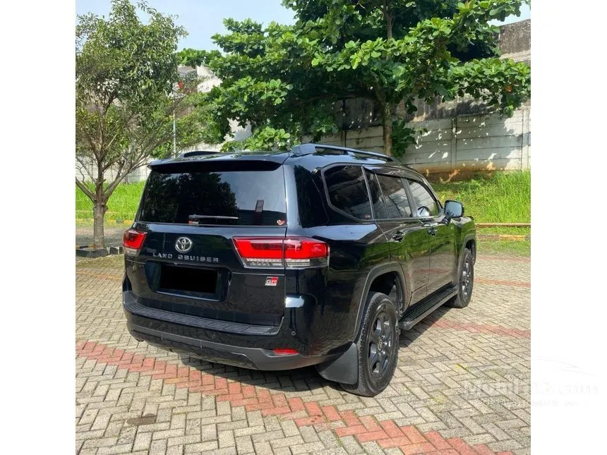 2024 Toyota Land Cruiser 300 GR-S SUV