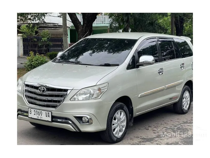 Jual Mobil Toyota Kijang Innova 2014 G 2.0 di Jawa Barat Manual MPV Silver Rp 148.000.000