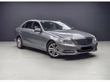 2010 Mercedes Benz E300 Avantgarde Local Spec Full Sevice Record by Mercedes Benz Malaysia Genuine Low Mileage with Record Still Service in Merc Benz