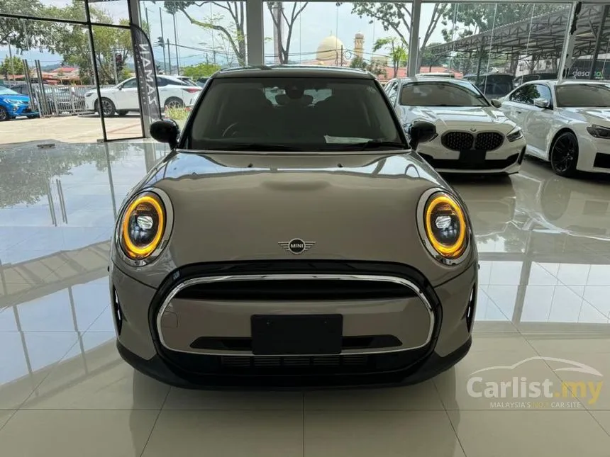 2022 MINI Cooper 5 Door Hatchback