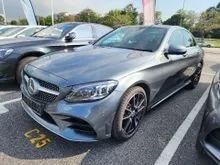 2019 Mercedes-Benz C300 2.0 AMG Line Sedan(please call now for appointment)