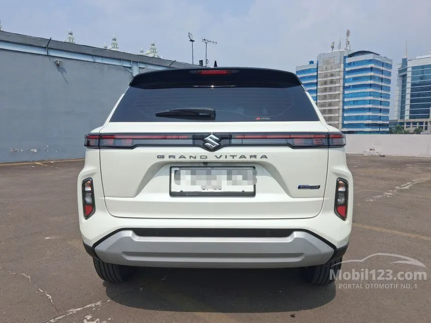 2024 Suzuki Grand Vitara GX (Two Tone) SUV