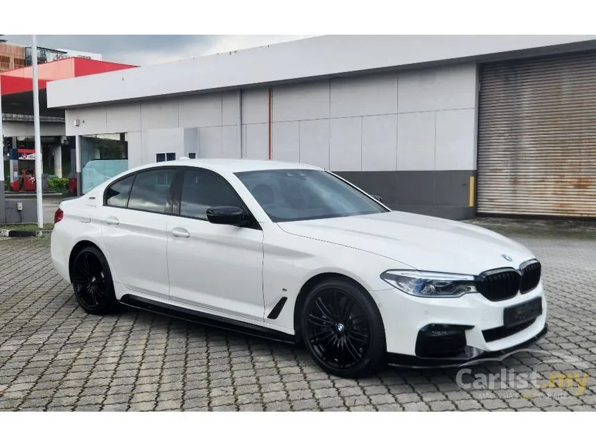 2019 BMW 530e M Sport Sedan