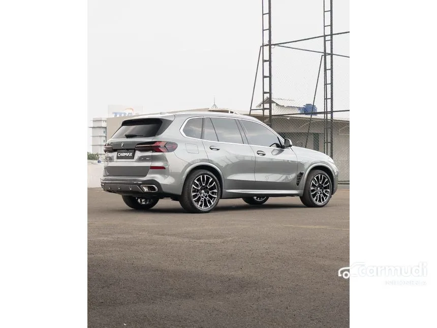2023 BMW X5 xDrive40i M Sport SUV