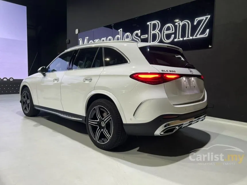 2026 Mercedes-Benz GLC200 4MATIC SUV