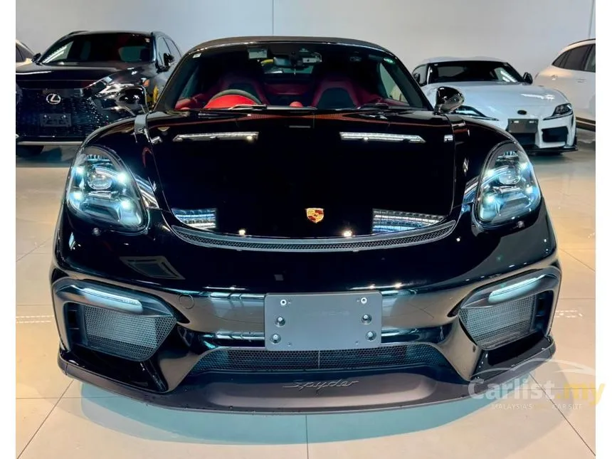 2022 Porsche 718 Cayman GT4 Coupe