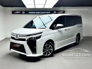 2019 Toyota Voxy 2.0 MPV