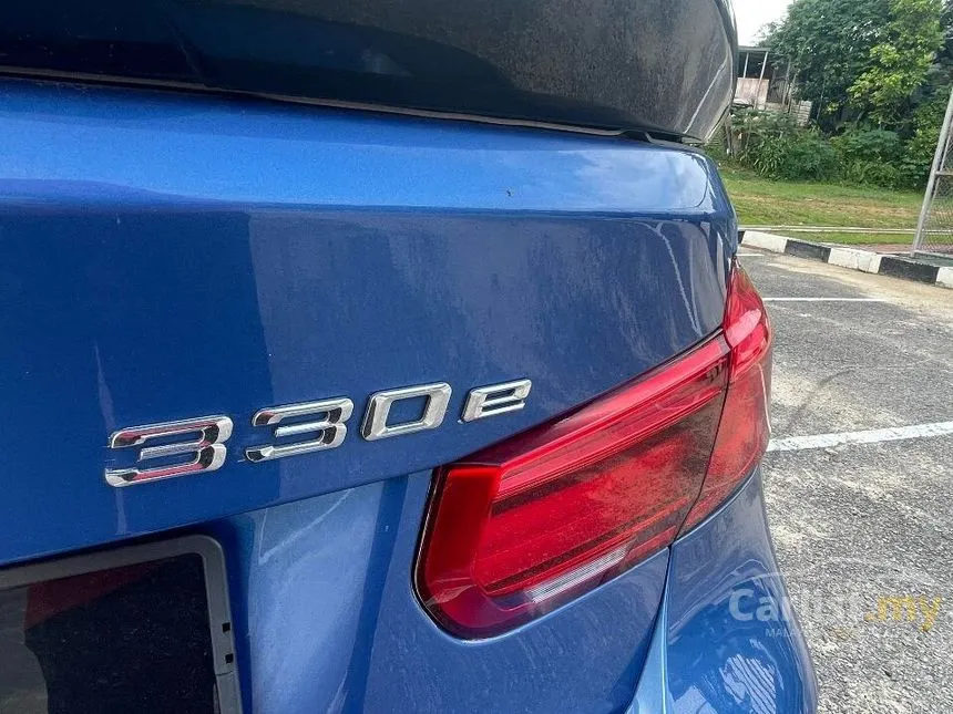 2018 BMW 330e M Sport Sedan