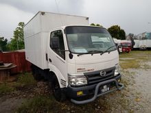 2015 Hino 300 Series 4.0 box van