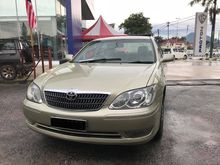 2004 Toyota Camry 2.4 V Sedan