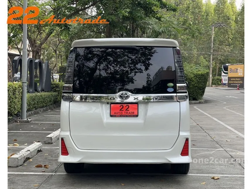 2019 Toyota Voxy ZS MPV