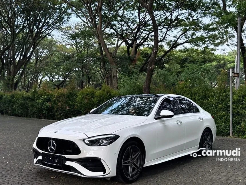 2022 Mercedes-Benz C300 AMG Line Sedan