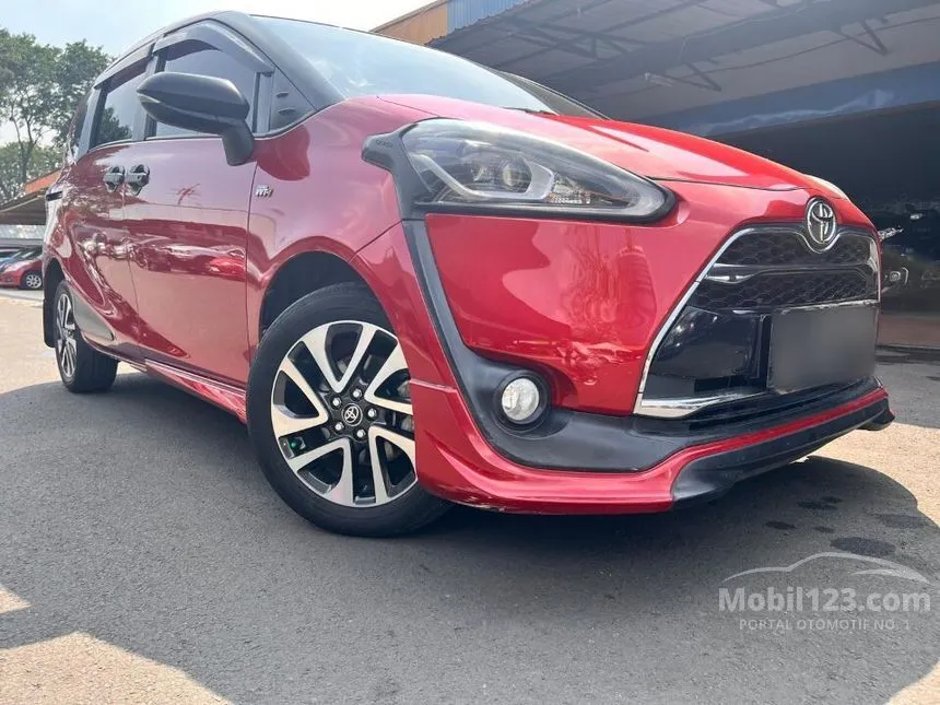 Jual Mobil Toyota Sienta 2018 Q 1.5 di DKI Jakarta Automatic MPV Merah Rp 172.000.000