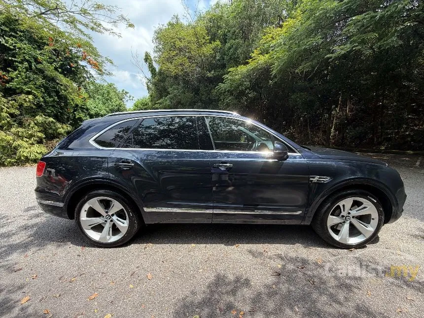 2016 Bentley Bentayga W12 SUV