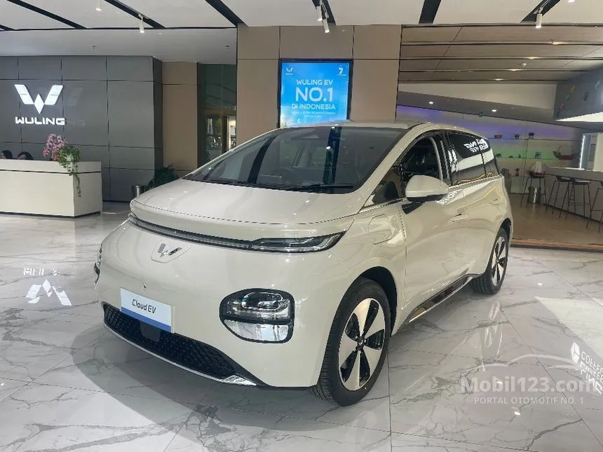 Jual Mobil Wuling Cloud EV 2024 EV di DKI Jakarta Automatic Hatchback Lainnya Rp 380.000.000