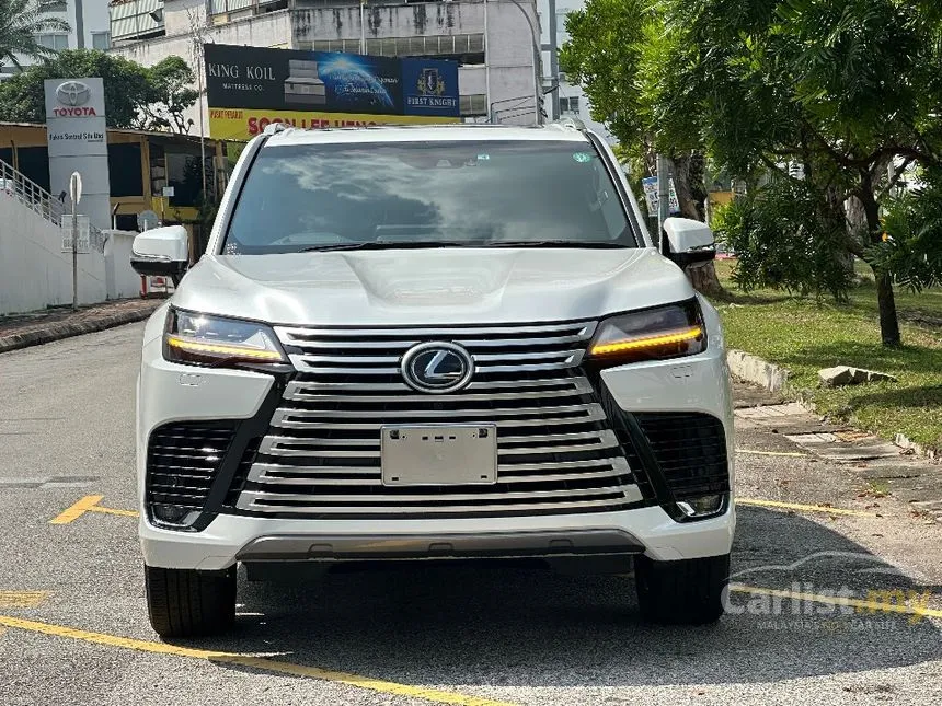 2022 Lexus LX 600 7 seater SUV