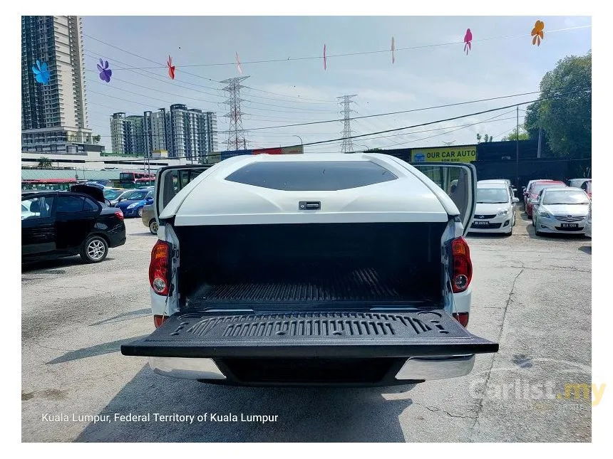 2013 Mitsubishi Triton VGT Dual Cab 4X4 Pickup