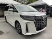 Recon 2020 Toyota Alphard 2.5 SC SUNROOF ** 3BA FACELIFT ** CHEAPEST IN TOWN **