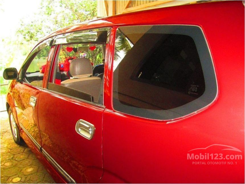2005 Daihatsu Xenia MPV Minivans