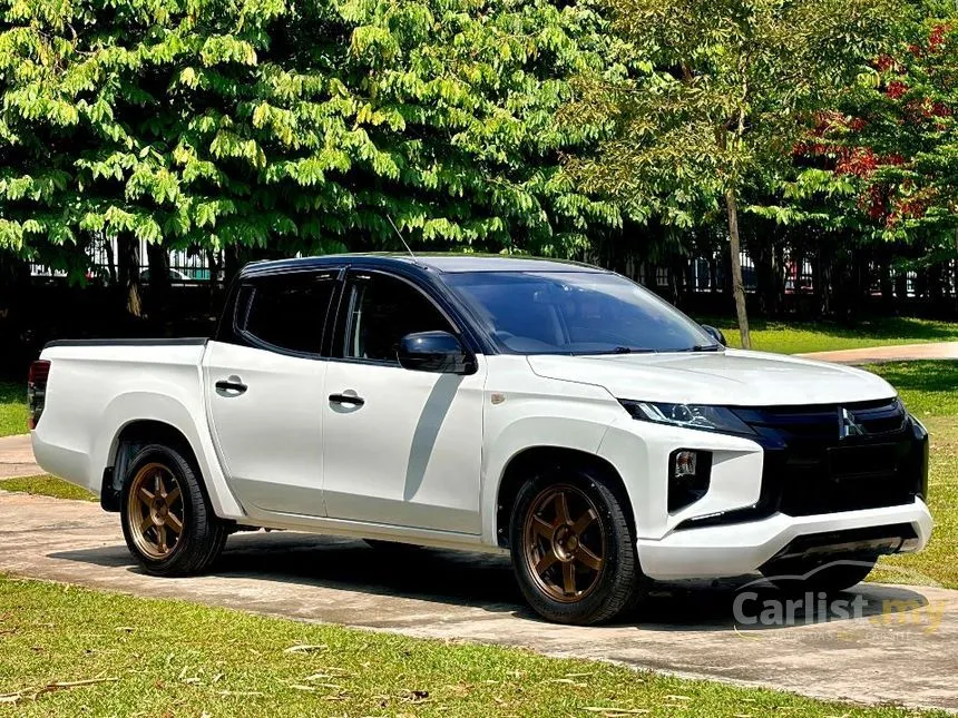 2022 Mitsubishi Triton Quest Dual Cab 4X2 Pickup