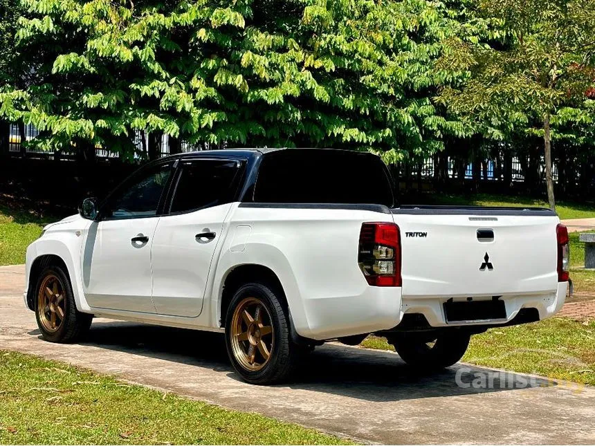 2022 Mitsubishi Triton Quest Dual Cab 4X2 Pickup