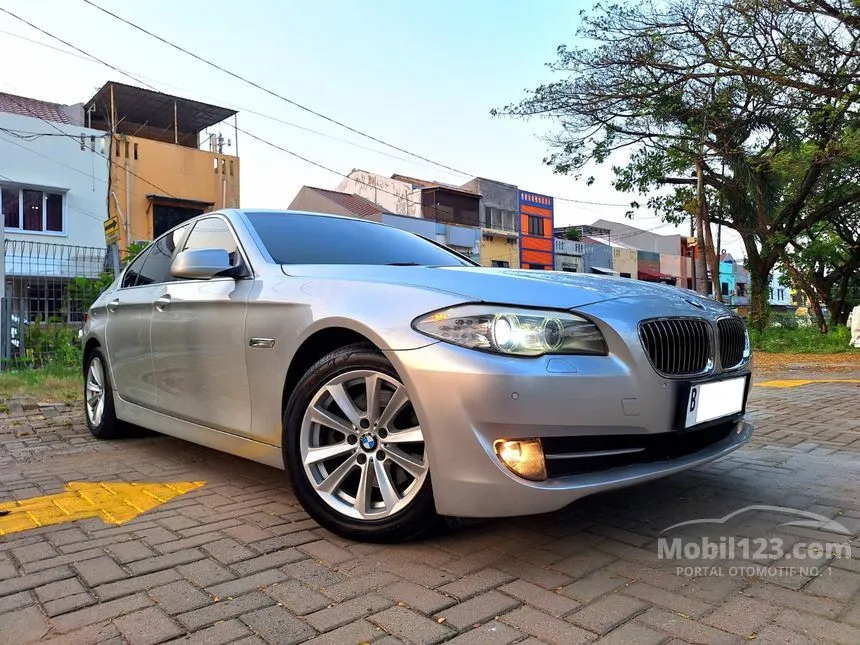 2011 BMW 523i Sedan