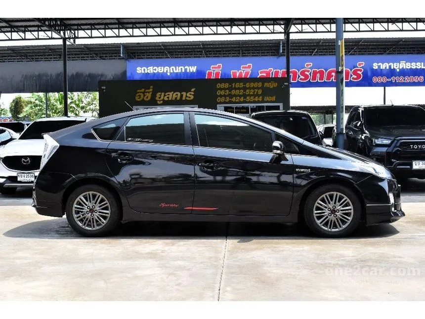 2012 Toyota PRIUS Hybrid TRD Sportivo Hatchback