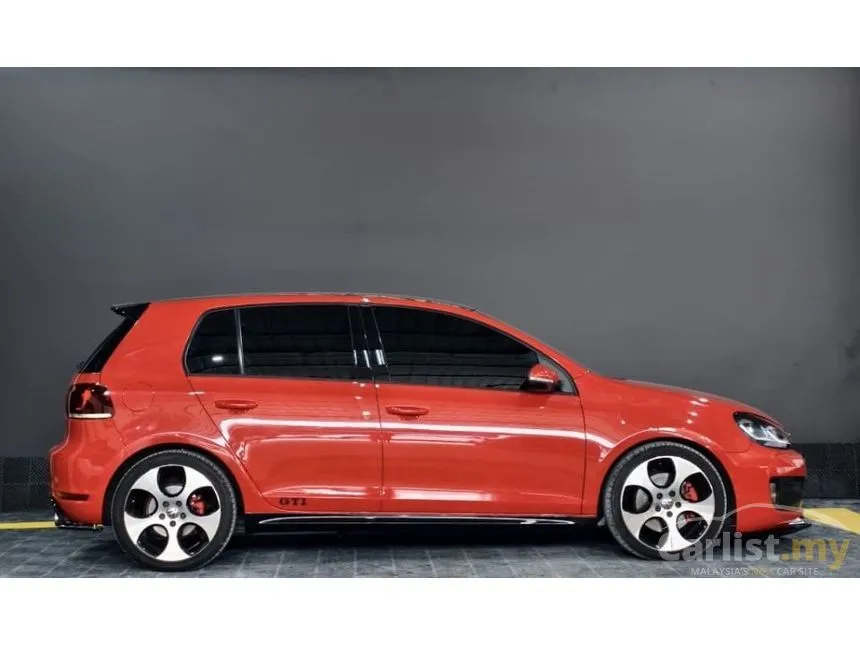 2010 Volkswagen Golf GTI Hatchback