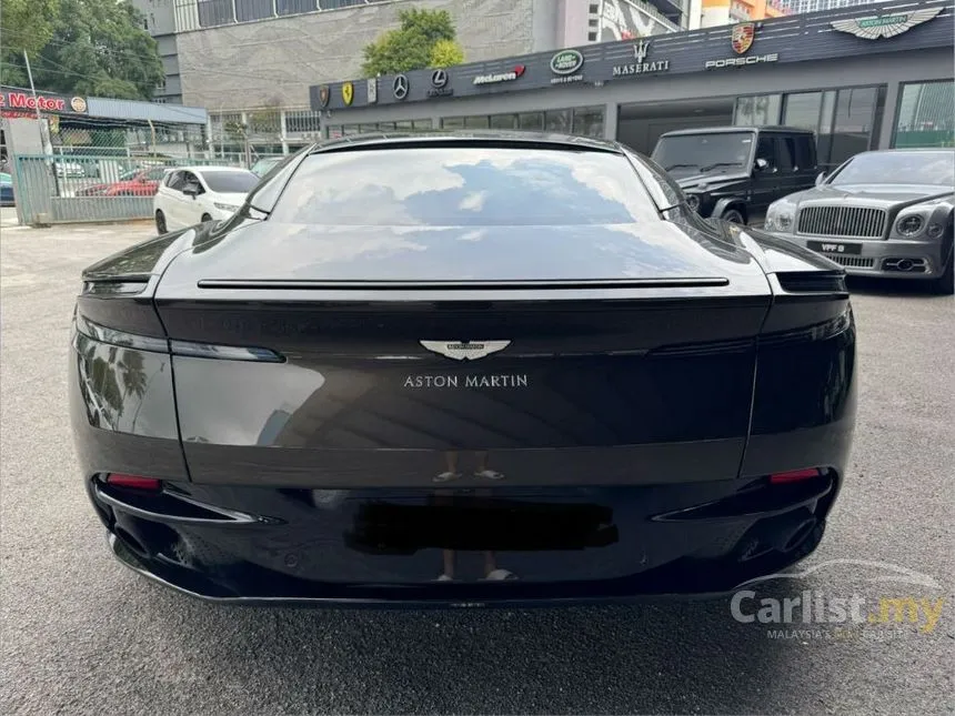 2018 Aston Martin DB11 V12 Coupe
