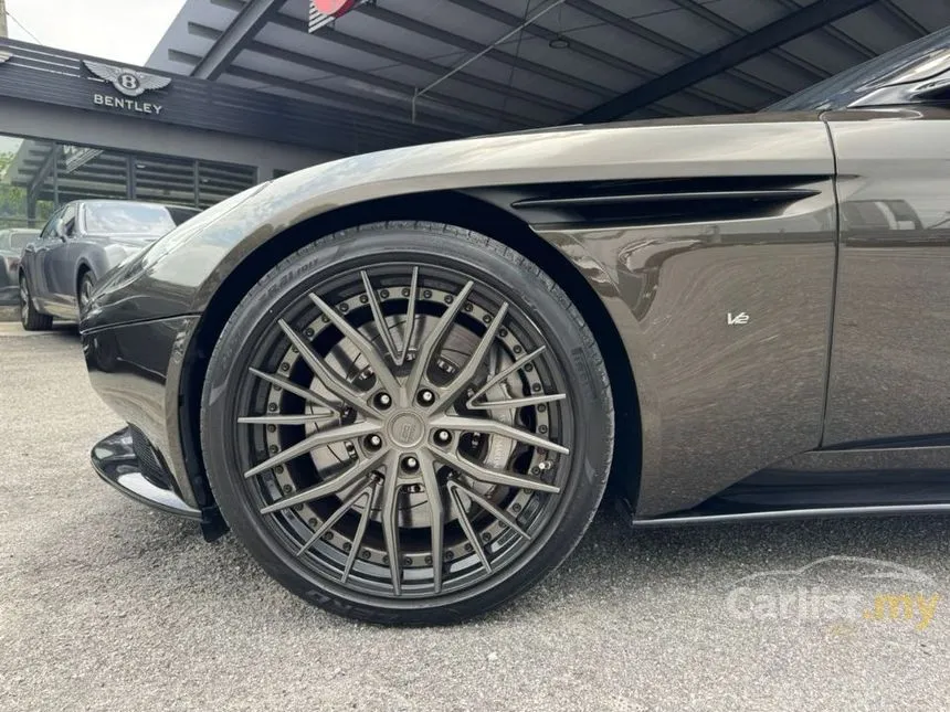 2018 Aston Martin DB11 V12 Coupe