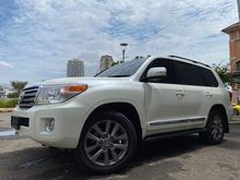 TOYOTA LAND CRUISER 4.5 DIESEL UK 2013 WHITE ON BEIGE TDP 325JT