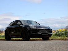 2019 Porsche Cayenne 3.0 V6 Coupe PCCB PDLS Carbon Fiber Roof Top Sport Chrono Package Surround Camera PASM Power Steering PlusUnregistered Pre Order