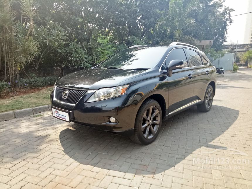 Lexus rx al10