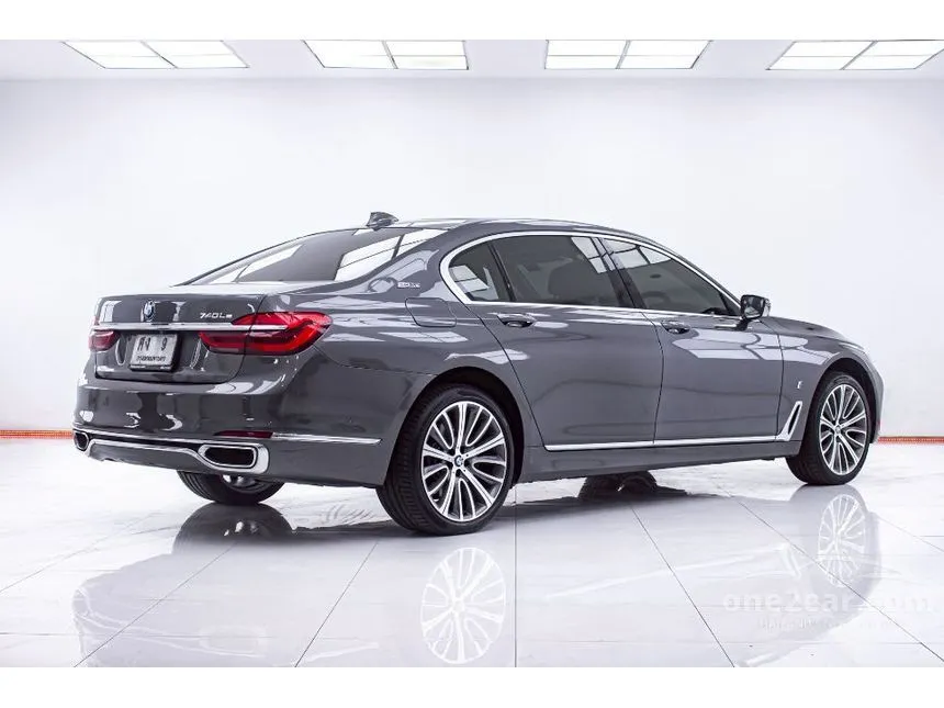 2019 BMW 740Le xDrive Pure Excellence Sedan
