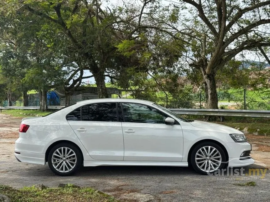 2017 Volkswagen Jetta TSI Highline Sedan