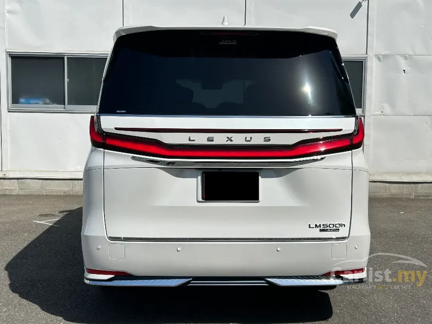 2024 Lexus LM 500h Version L 6 Seater MPV