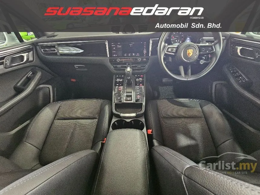 2022 Porsche Macan SUV