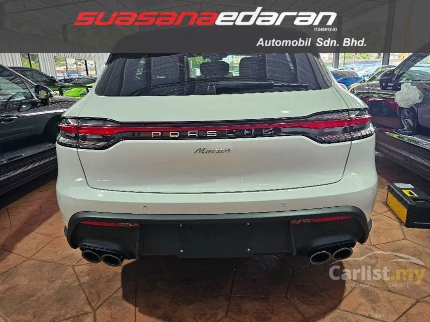 2022 Porsche Macan SUV