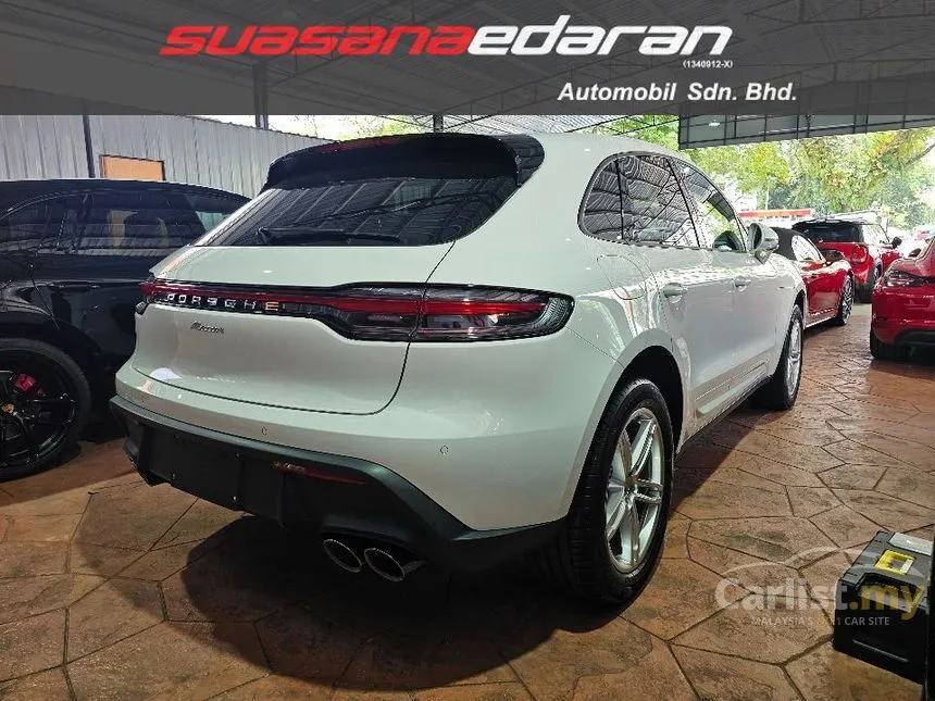 2022 Porsche Macan SUV