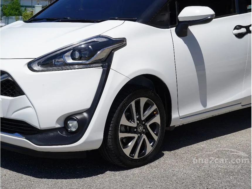 2021 Toyota SIENTA V Wagon